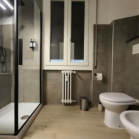 Lakeside Apartament *